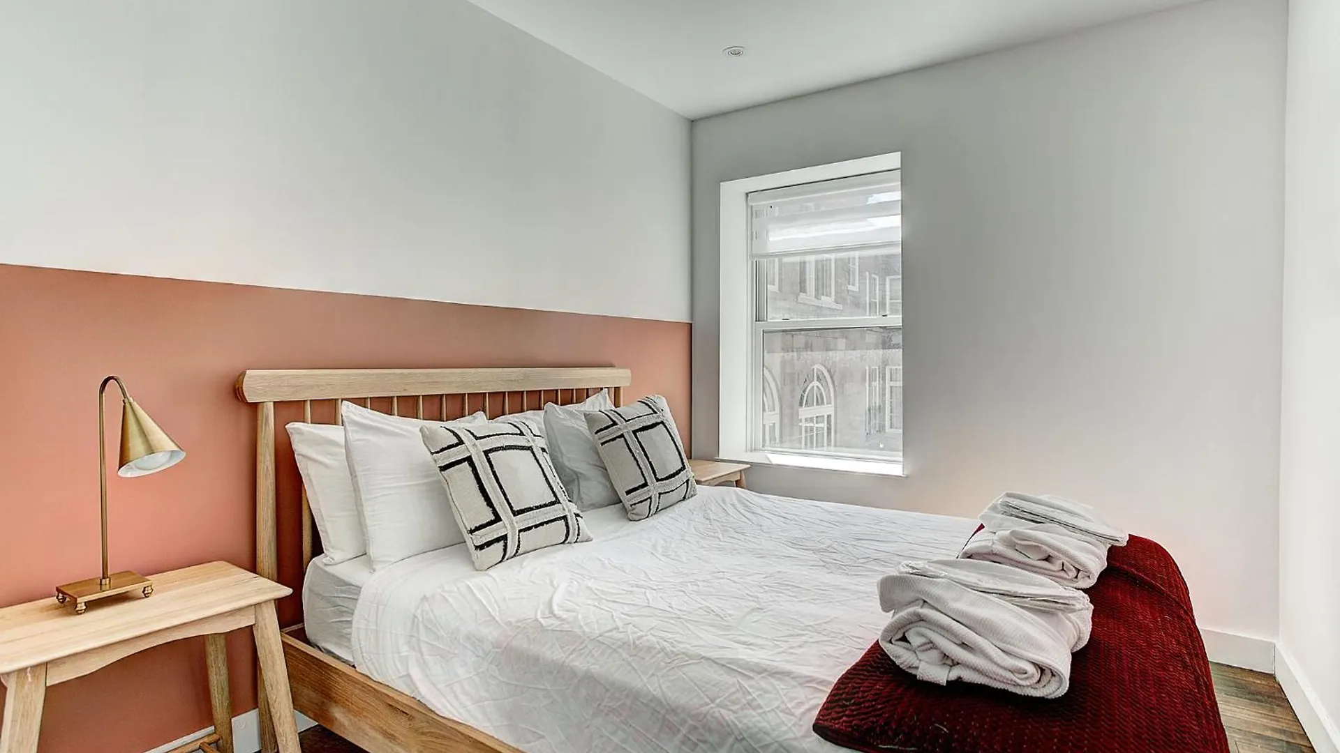 ****  The Francois Xavier-Old Montreal Aparthotel Canada