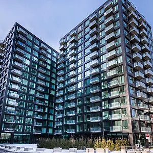 Werfy Luxury **** Montreal