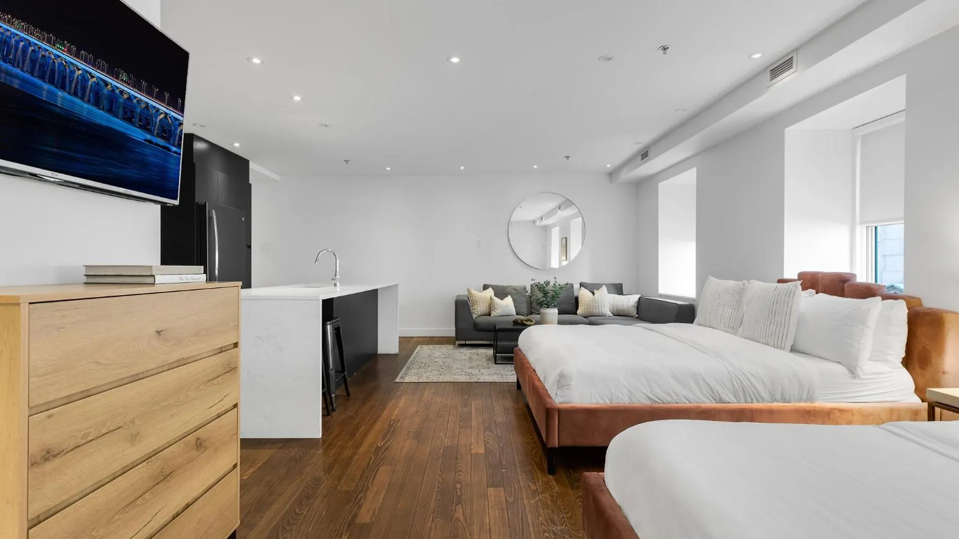 The Francois Xavier-Old Montreal Aparthotel 4*,  Canada